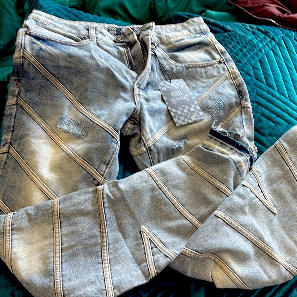 Patterned jeans